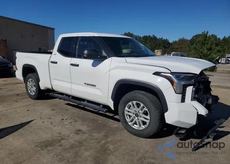 2022 Toyota Tundra Double Cab Sr z USA, uszkodzony, nr VIN 5TFLA5DAXNX048307